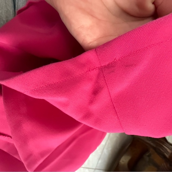 LIKELY
Medallia Mermaid Gown Size 2 - Picture 6 of 8